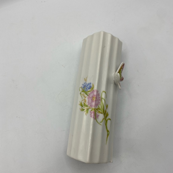 Vintage white glass single flower vase retro heart shape bud vases glasses - Picture 8 of 8